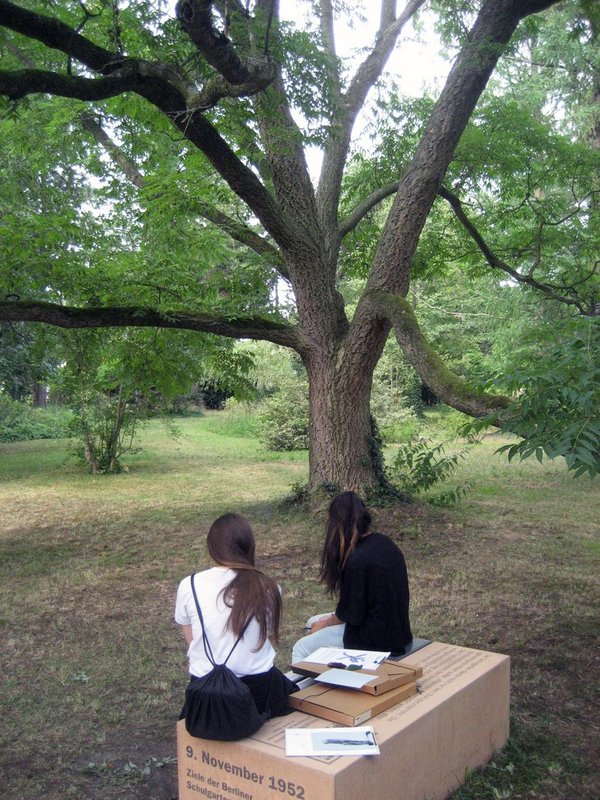 Historischer Ort Krumpuhler Weg Arboretum Fl&uuml;gelnuss  Museum Reinickendorf