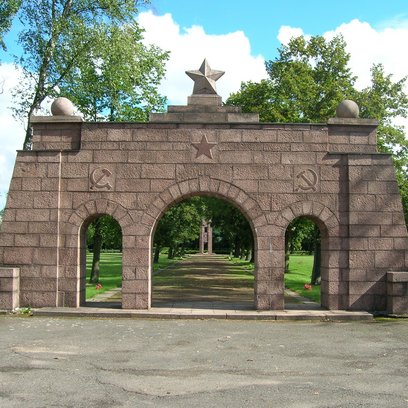 Gedenkst&auml;tte Ehrenhain Zeithain heute - Eingangstor