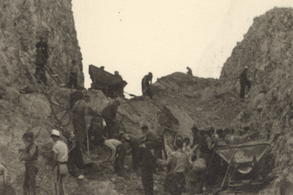 jüdische Zwangsarbeiter in Karya, 1943 © Andreas Assael jüdische Zwangsarbeiter in Karya, 1943 © Andreas Assael