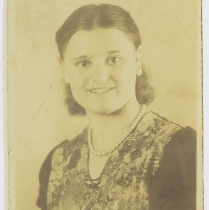 Die ukrainische Zwangsarbeiterin Marija Klimenko, K&ouml;ln 1943. Fotograf: unbekannt. Bildnachweis: NS-Dokumentationszentrum der Stadt K&ouml;ln (Bp4368).
