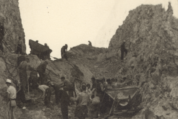 jüdische Zwangsarbeiter in Karya, 1943 © Andreas Assael jüdische Zwangsarbeiter in Karya, 1943 (c) Andreas Assael