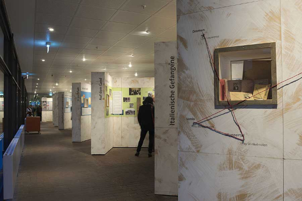 Am Eingang jeder Station zeigt eine 'Verortung' die Verschleppungswege. Foto: Philipp K&uuml;chler