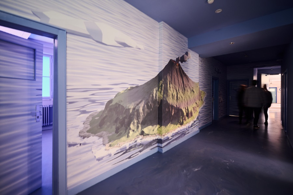 Der Eingangsbereich zu "Remote Island" (Foto: Nathan Ishar)